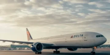 Delta Flight DL275 Diverted to LAX